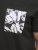 Jack & Jones Split Pocket Print T-Shirt Black - T-shirts - T-shirts i store størrelser - 2XL-14XL