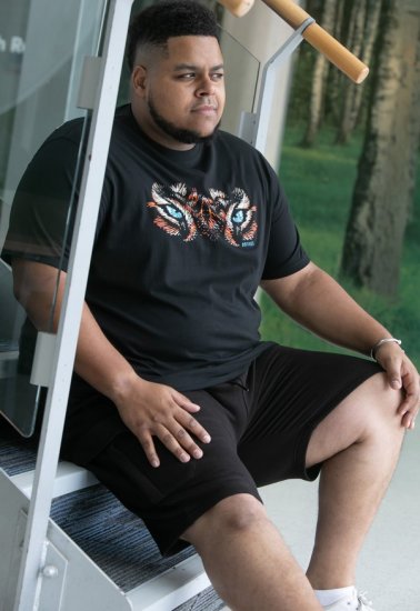 D555 Leamington Tiger Eyes Printed Crew Neck T-shirt Black - T-shirts - T-shirts i store størrelser - 2XL-14XL