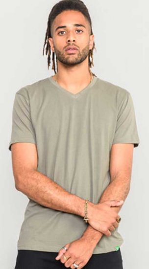 D555 Signature V-neck T-shirt Khaki - T-shirts - T-shirts i store størrelser - 2XL-14XL