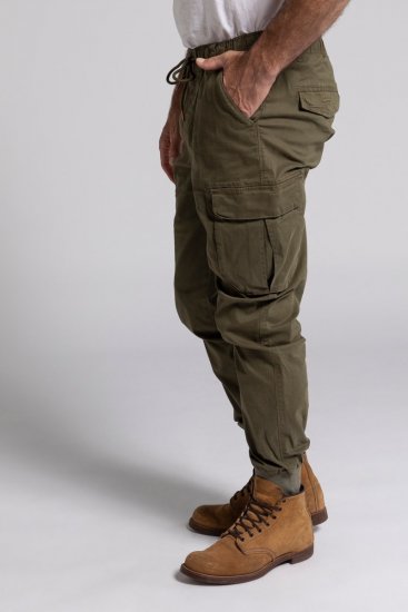 JP1880 782635 Cargobukser med benlommer Olivengrøn - Jeans og bukser - Herrejeans og bukser i store størrelser W40-W70