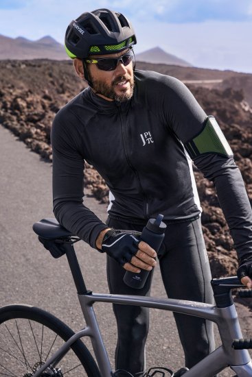 JP1880 Jay-Pi QuickDry Cycling Jacket Black - Sportstøj & outdoor - Sportstøj i store størrelser til mænd