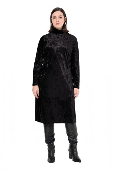 Ulla Popken 834234 Velourkjole med rullekrave Sort - Aftenkjoler - Festkjoler i plus size