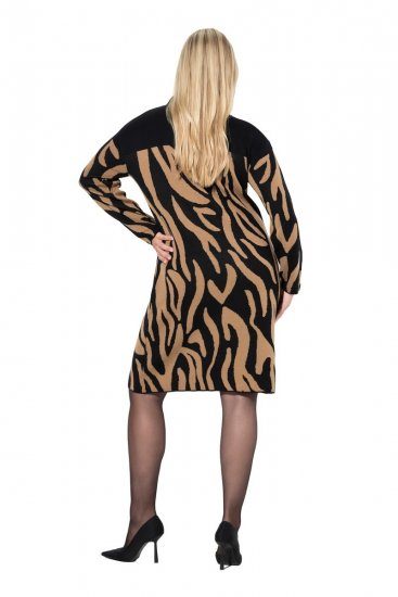 Ulla Popken 845378 Dyreprintet strikket kjole Beige - Aftenkjoler - Festkjoler i plus size
