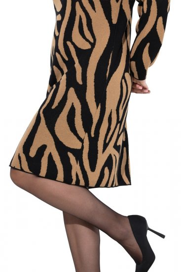 Ulla Popken 845378 Dyreprintet strikket kjole Beige - Aftenkjoler - Festkjoler i plus size