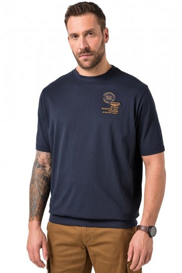 JP1880 846657 T-shirt bellyfit med badges Mørkeblå TALL - TALL T-shirts - Lange T-shirts Mænd