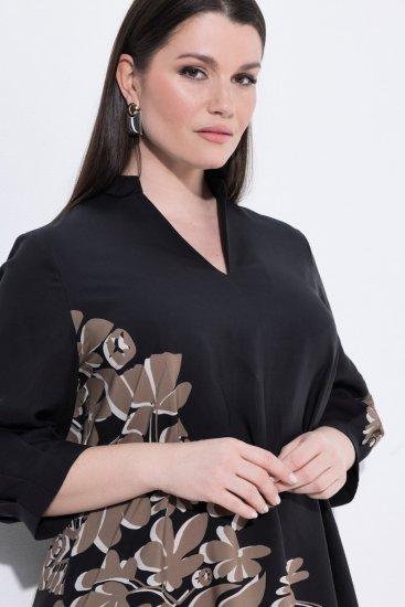 Ulla Popken 849423 Blomstret kjole med 3/4-ærmer Sort - Maxikjoler - Maxikjoler i plus size