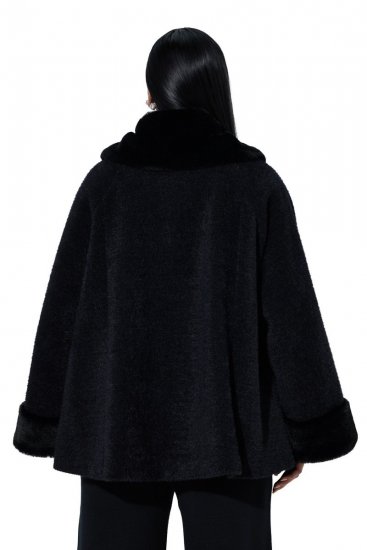 Ulla Popken 852644 Capejakke med kant i kunstpels Sort - Ponchoer og capes - 