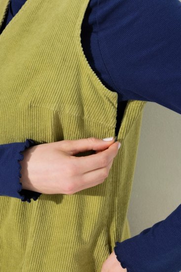 Ulla Popken 853697 Ærmeløs fløjlskjole med lommer Lysegrøn - Sommerkjoler - Sommerkjoler i store størrelser