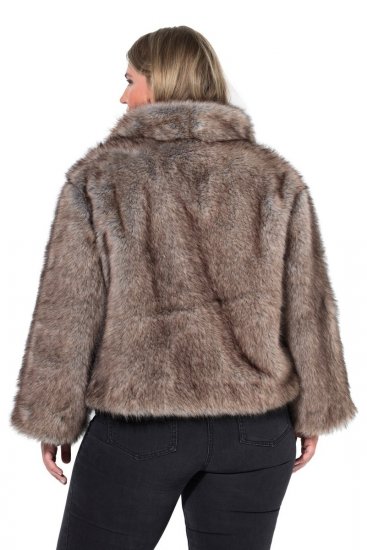 Ulla Popken 854617 Jakke i kunstpels Beige - Jakker - Dame jakker i store størrelser