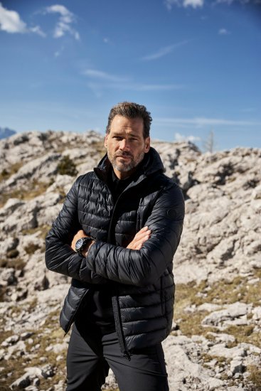 JAY-PI Lightly Quilted Jacket with a Hoodie Black - Jakker - Jakker i store størrelser, 2XL- 12XL