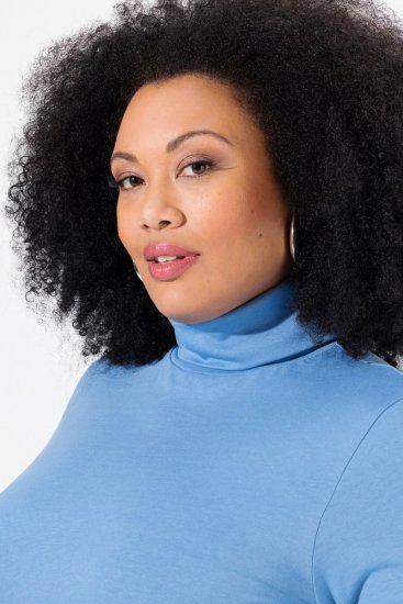 Ulla Popken Basic Long Sleeve Slim Fit Turtleneck Light Cornflower - Hættetrøjer og sweatshirts - Bløde sweatshirts, hoodies & strik