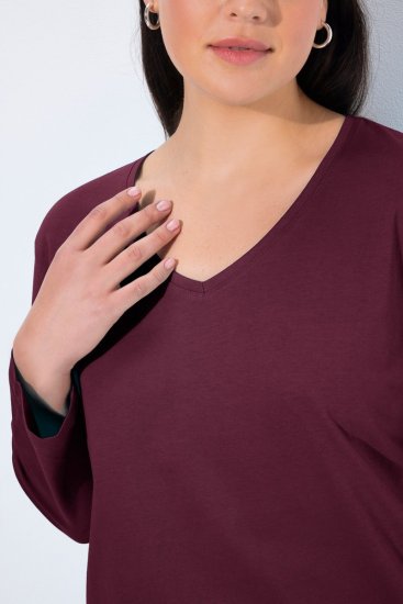 Ulla Popken Back To Basics V-Neck Relaxed Fit Cotton Tee Dark Berry - T-shirts - T-shirts til kvinder