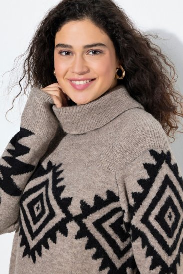 Ulla Popken Aztec Pattern Turtleneck Sweater Pebble Grey - Hættetrøjer og sweatshirts - Bløde sweatshirts, hoodies & strik
