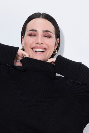 Ulla Popken Turtleneck Sweater with Ribbed Inserts Black - Hættetrøjer og sweatshirts - Bløde sweatshirts, hoodies & strik