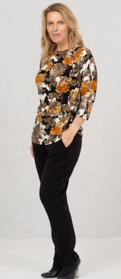Scandinavian Caramel Flowers Blouse Orange and Brown - Trykte T-shirts til kvinder - 